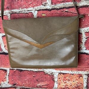 Bally Vintage Leather Crossbody Bag Made in Italy Shoulder Bag